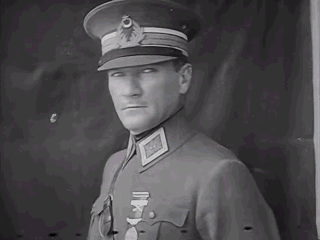 1503921705_tumblr_oojydmWLer1ukqd4wo1_400.gif