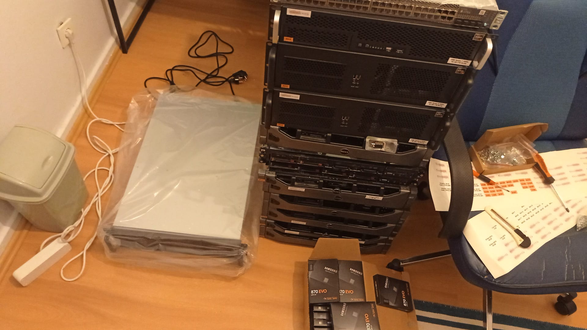 3d32c756-e4c7-415b-b7ed-24b44d85add0.jpg