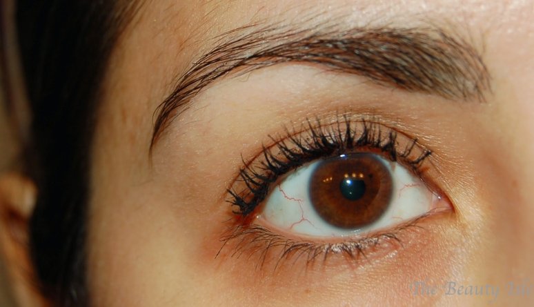 Rimmel Scandaleyes 3 coats 2.jpg